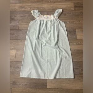 Berkliff Nightgown Vintage Sz M Floral Embroidered Lace Trim Cottagecore *Read*